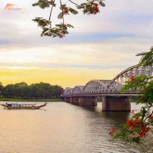 Truong Tien Bridge Over Huong River Hue - Vietnam Vacation Travel