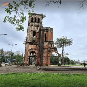 Hue to Dong Hoi Private Car- Vietnam Vacation Travel