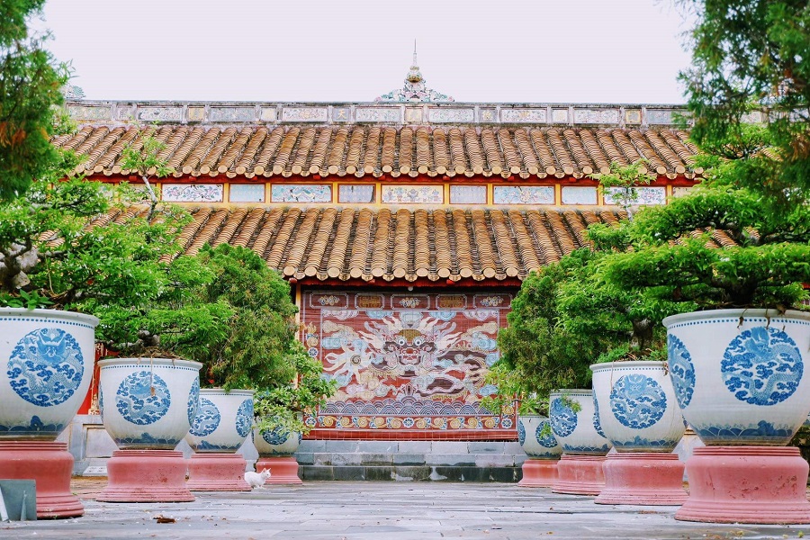 Bieu Duc Shrine - Vietnam Vacation Travel
