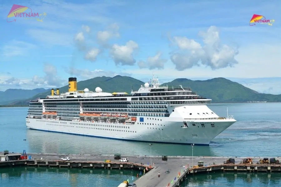 Chan May Port to Da Nang Tour- Vietnam Vacation Travel