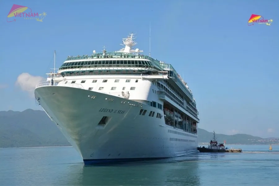 Chan May Port to Da Nang Tour- Vietnam Vacation Travel