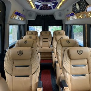 Hue to Dong Hoi by limousine- Vietnam Vacation Travel