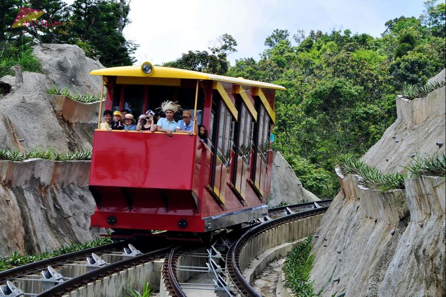 Ba Na Hills Mountain Train - Vietnam Vacation Travel