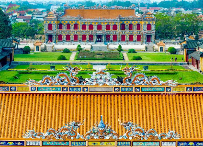 Kien Trung Palace- Vietnam Vacation Travel