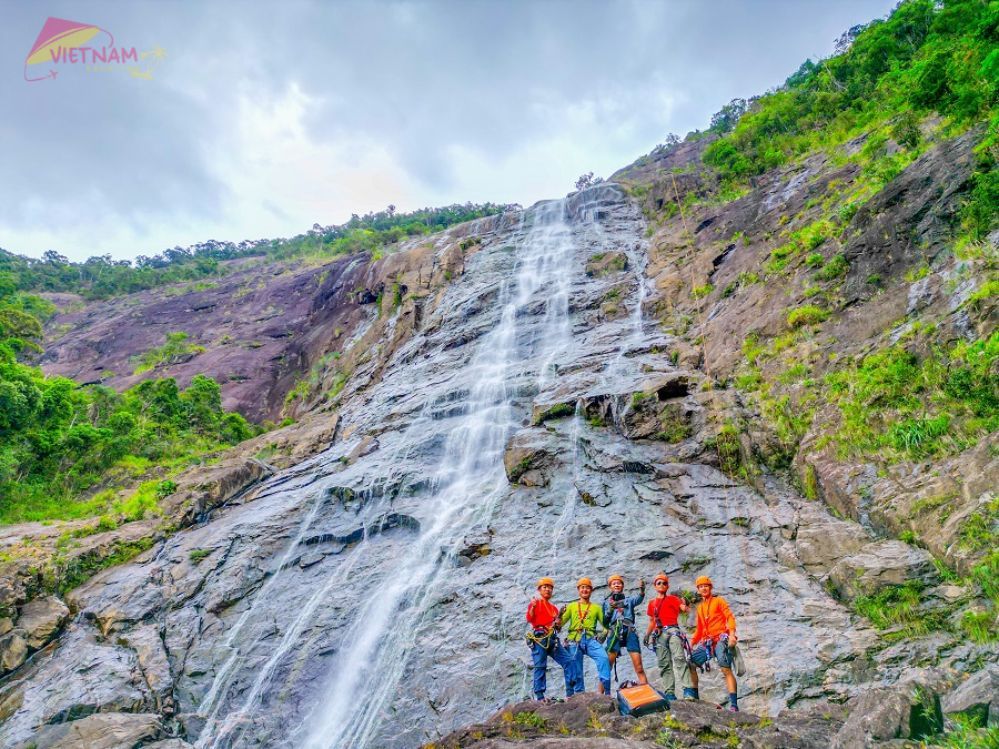 Five Lakes Trail In Bach Ma National Park - Vietnam Vacation Travel
