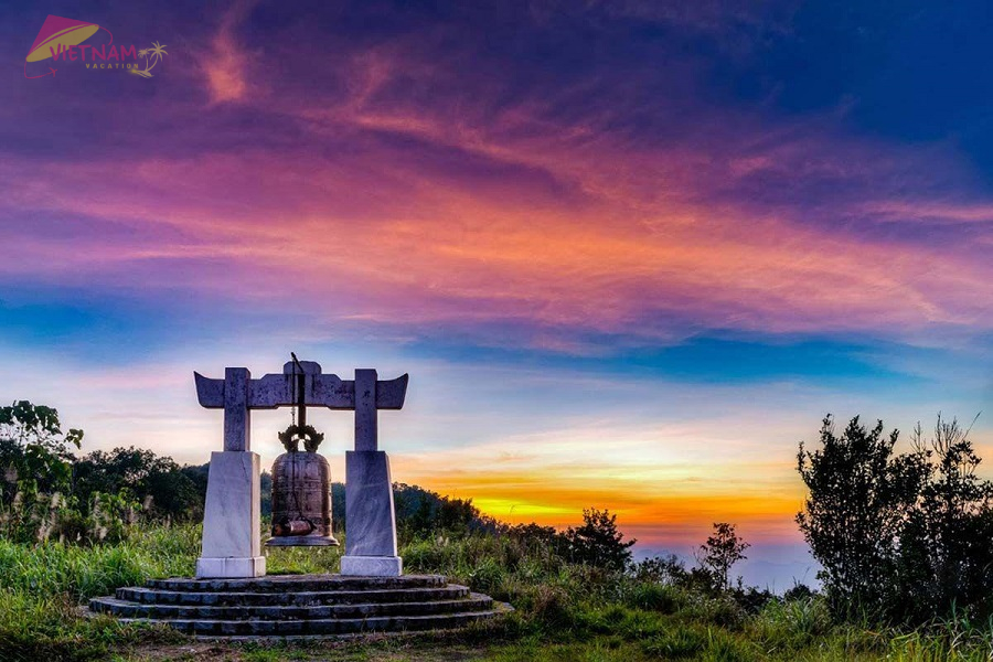 Hoa Binh Bell at Hai Vong Dai Peak - Vietnam Vacation Travel