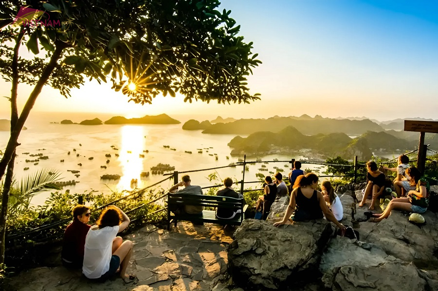 Monkey Island Cat Ba Vietnam - Vietnam Vacation Travel