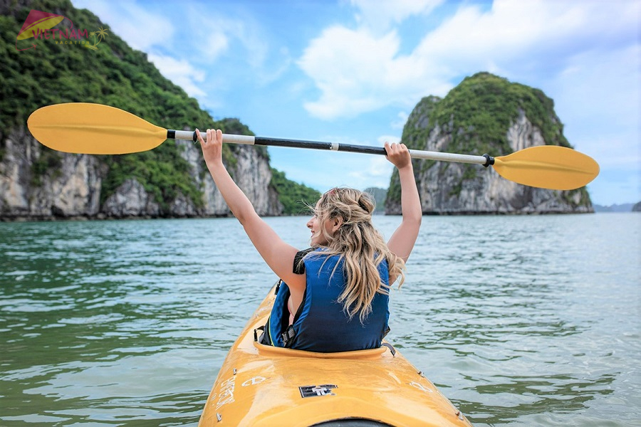 Kayaking on Lan Ha Bay Cat Ba- Vietnam Vacation Travel