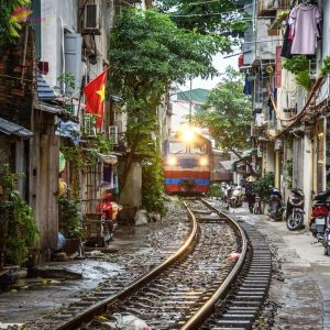 Sapa To Hanoi By Car - Vietnam Vacation Travel