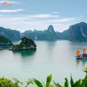 Sapa to Halong Bay by private car- Vietnam Vacation Travel
