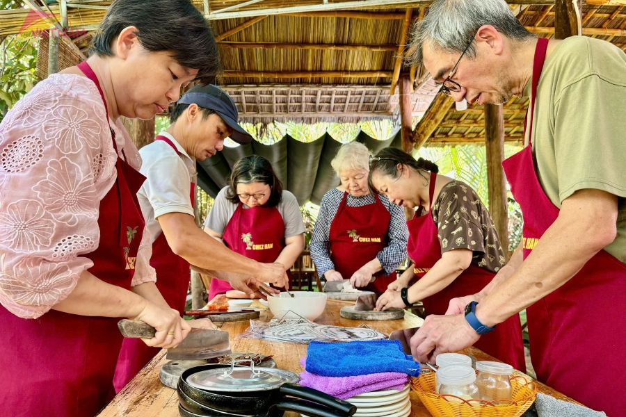 Cooking Class At Tra Que Village - Vietnam Vacation Travel