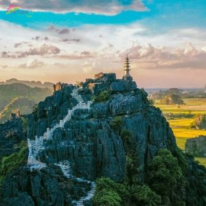 Dong Hoi to Ninh Binh Private Car- Vietnam Vacation Travel