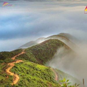 Hanoi to Ta Xua private car- Vienam Vacation Travel