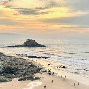 Ho Chi Minh to Vung Tau by private car- Vietnam Vacation Travel