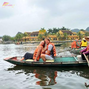 Tam Coc boat trip Ninh Binh