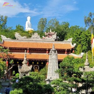 Stop at Long Son Pagoda (Nha Trang)