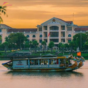 Quy Nhon To Hue By Private Car - Vietnam Vacation Travel