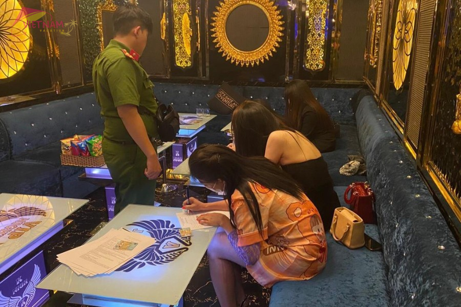 Ho Chi Minh Red Light District - Secrets Slowly Revealed - Vietnam Vacation Travel