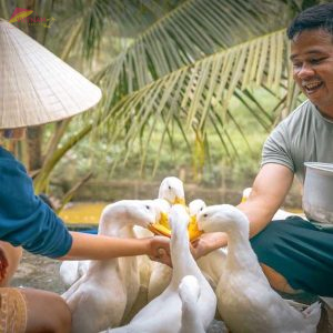 Dong Hoi to Duck Stop By Private Car- Vietnam Vacation Travel