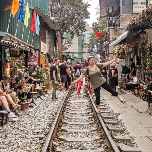 Cat Ba Island To Hanoi By Car - Vietnam Vacation Travel